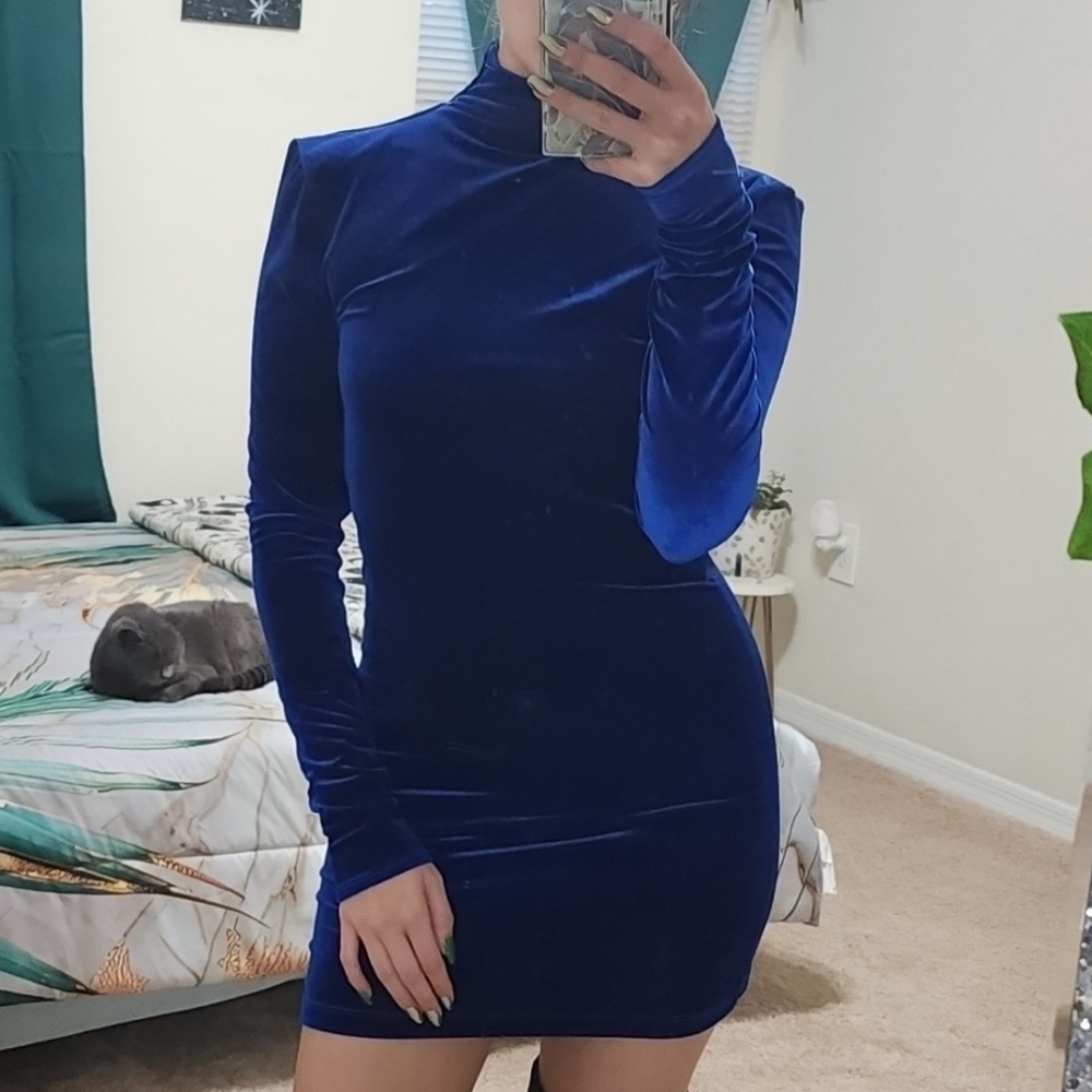 Long sleeve dress